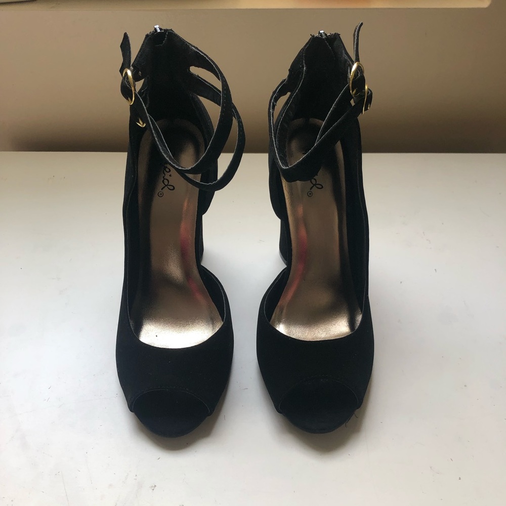 Qupid - Black Faux Suede Black Heels